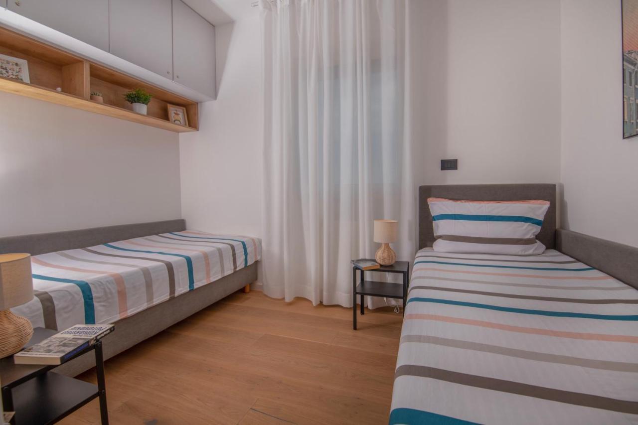 Family & Friends Pula - Top Floor - Free Parking Luaran gambar